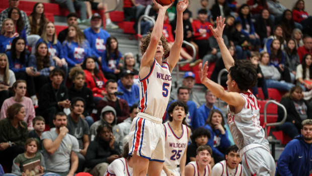 Gregory-Portland's Trevor Jones shoots a basket during the game against Ray on Friday, Jan. 27, 2023, in Portland, Texas.
